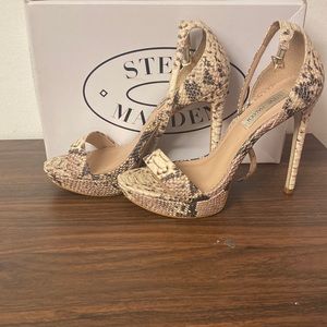 Snake print Heels
